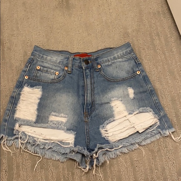 signature jean shorts